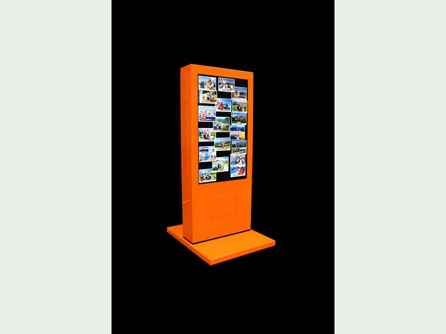 Photo display totem