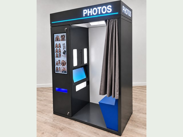 ID photo booth — installation
