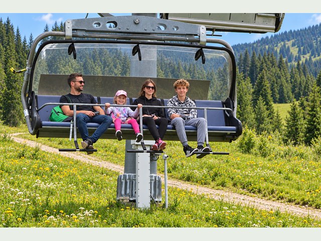 Chairlift family photo